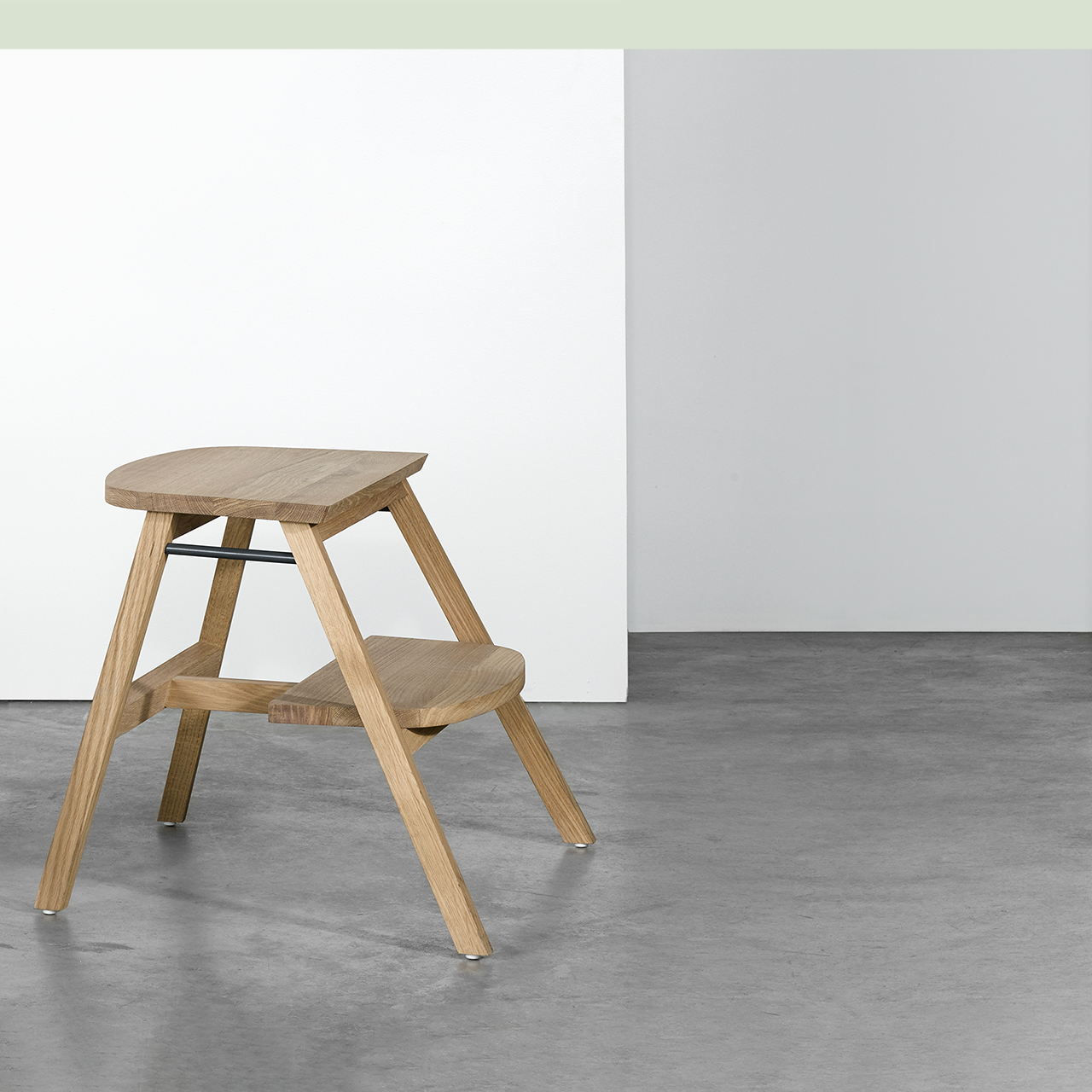 studio gud UP COLLECTION step stool